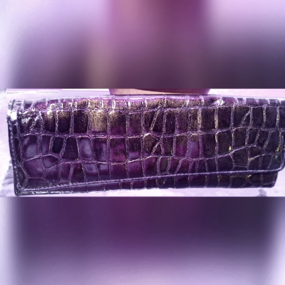 Crocodile Type Wristlet